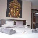 Apartment Complejo Residencial *